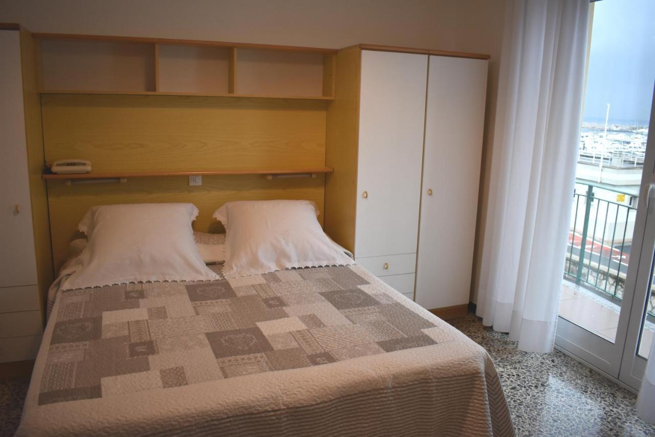 Hotel Garden Marina dʼMarina dʼAndora Εξωτερικό φωτογραφία