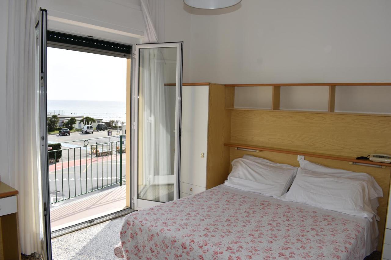 Hotel Garden Marina dʼMarina dʼAndora Εξωτερικό φωτογραφία
