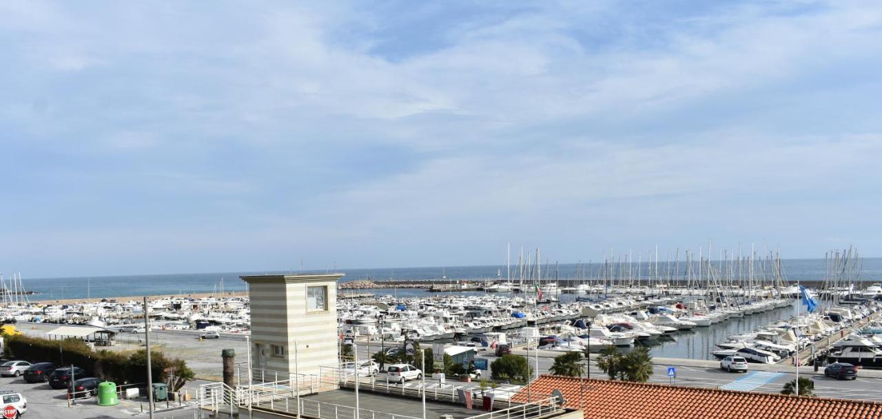 Hotel Garden Marina dʼMarina dʼAndora Εξωτερικό φωτογραφία
